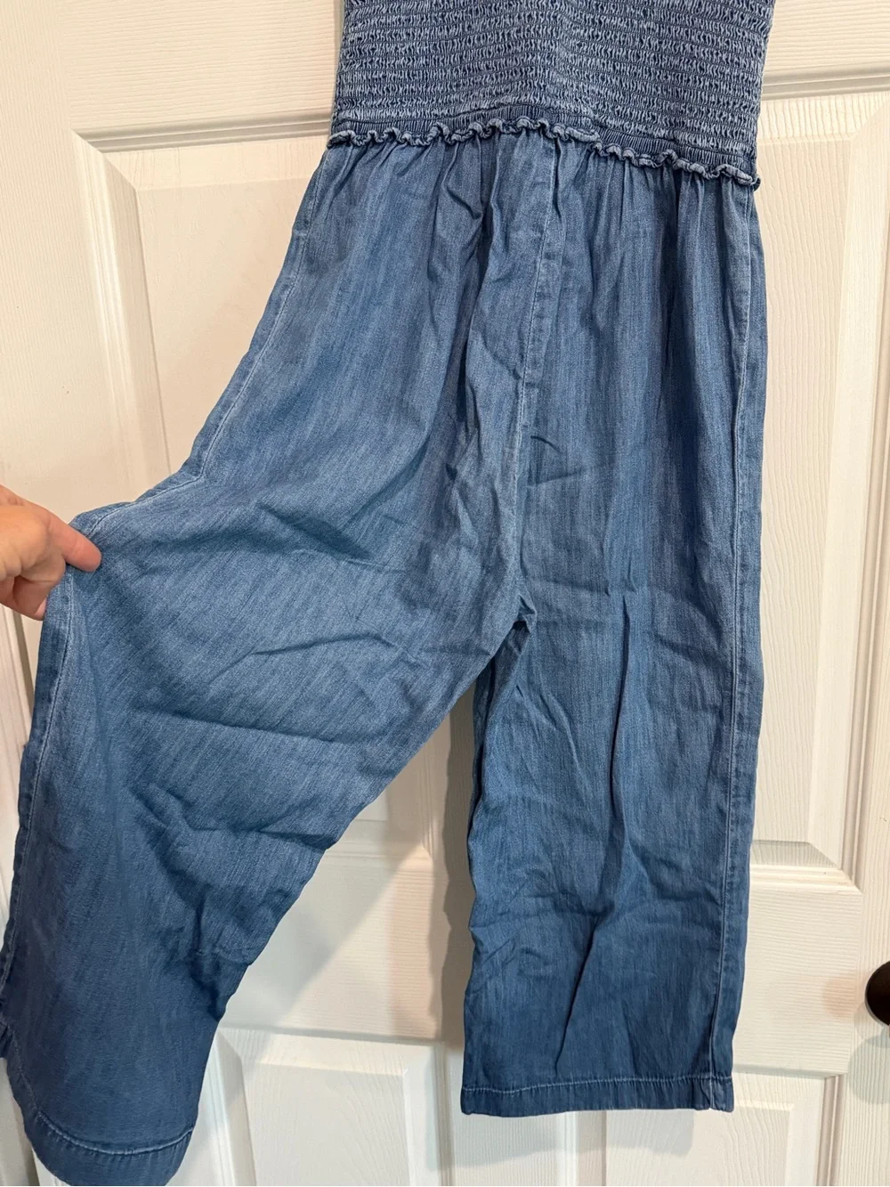 GAP pairs cropped blue